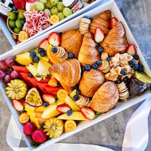 Load image into Gallery viewer, Medium 2in1 box