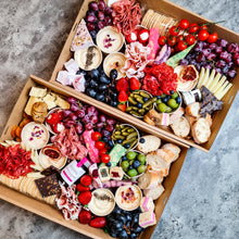 Load image into Gallery viewer, Charcuterie boxes